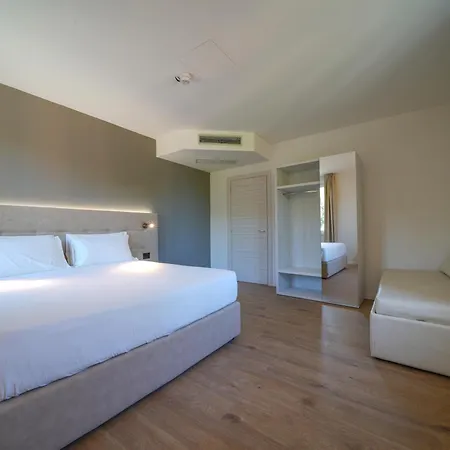 Aparthotel Castiglioncello Suite *