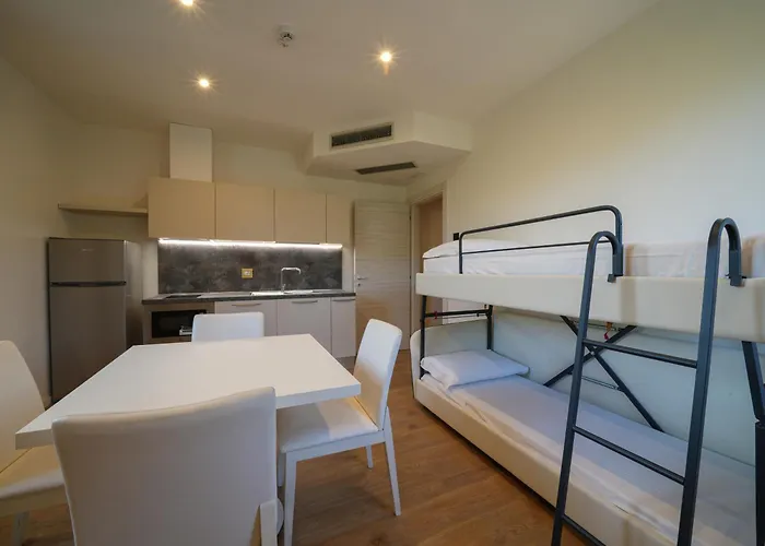 Hotiday Castiglioncello Suite 아파트호텔