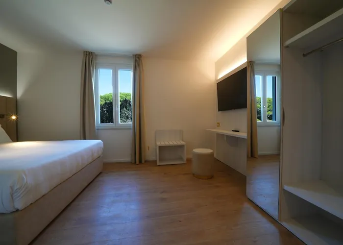 Hotiday Castiglioncello Suite 아파트호텔 카스티글리온셀로